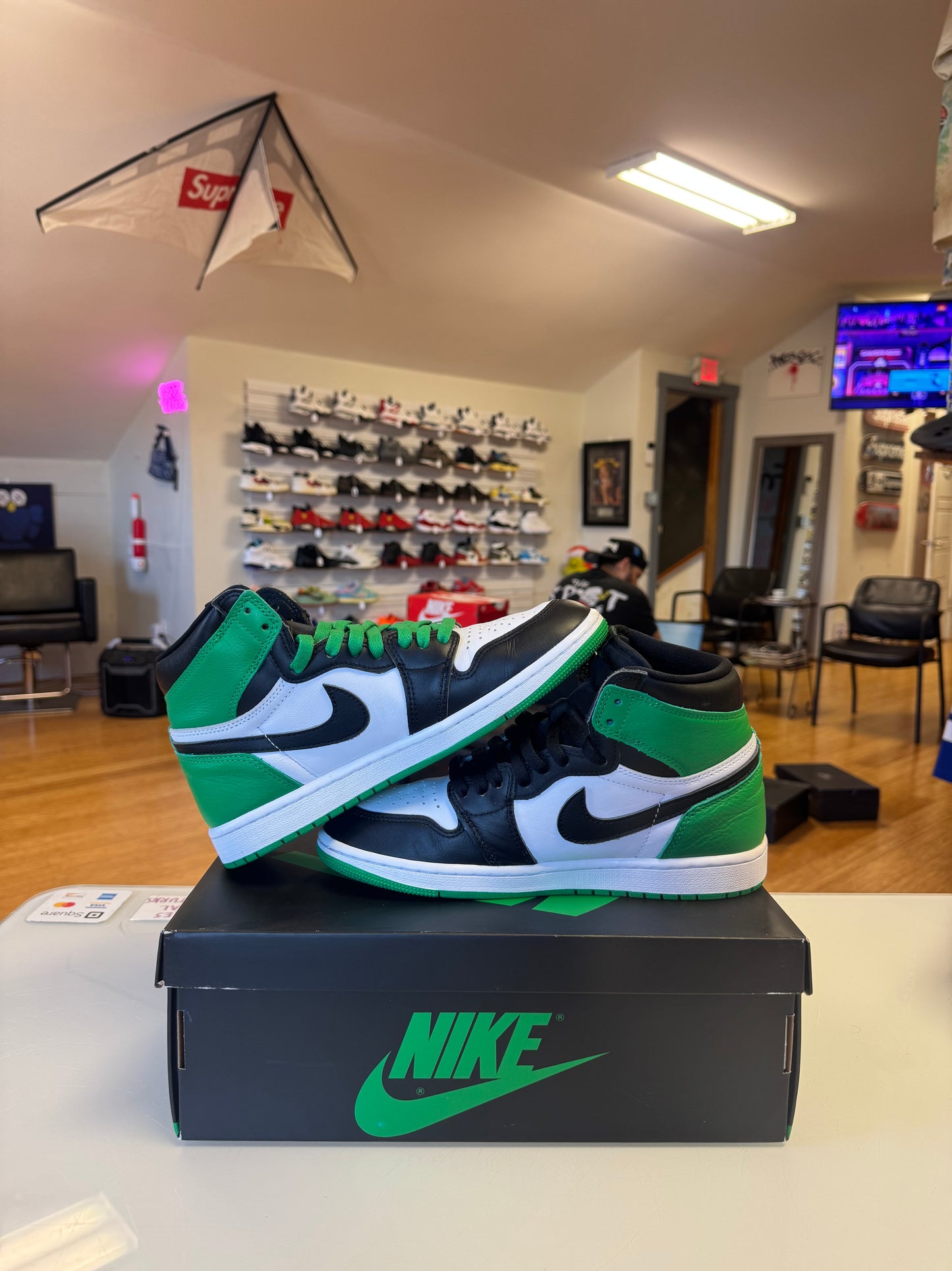 Jordan 1 Lucky Green