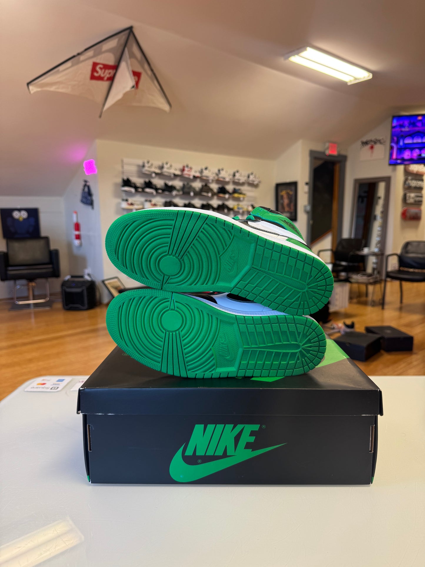Jordan 1 Lucky Green