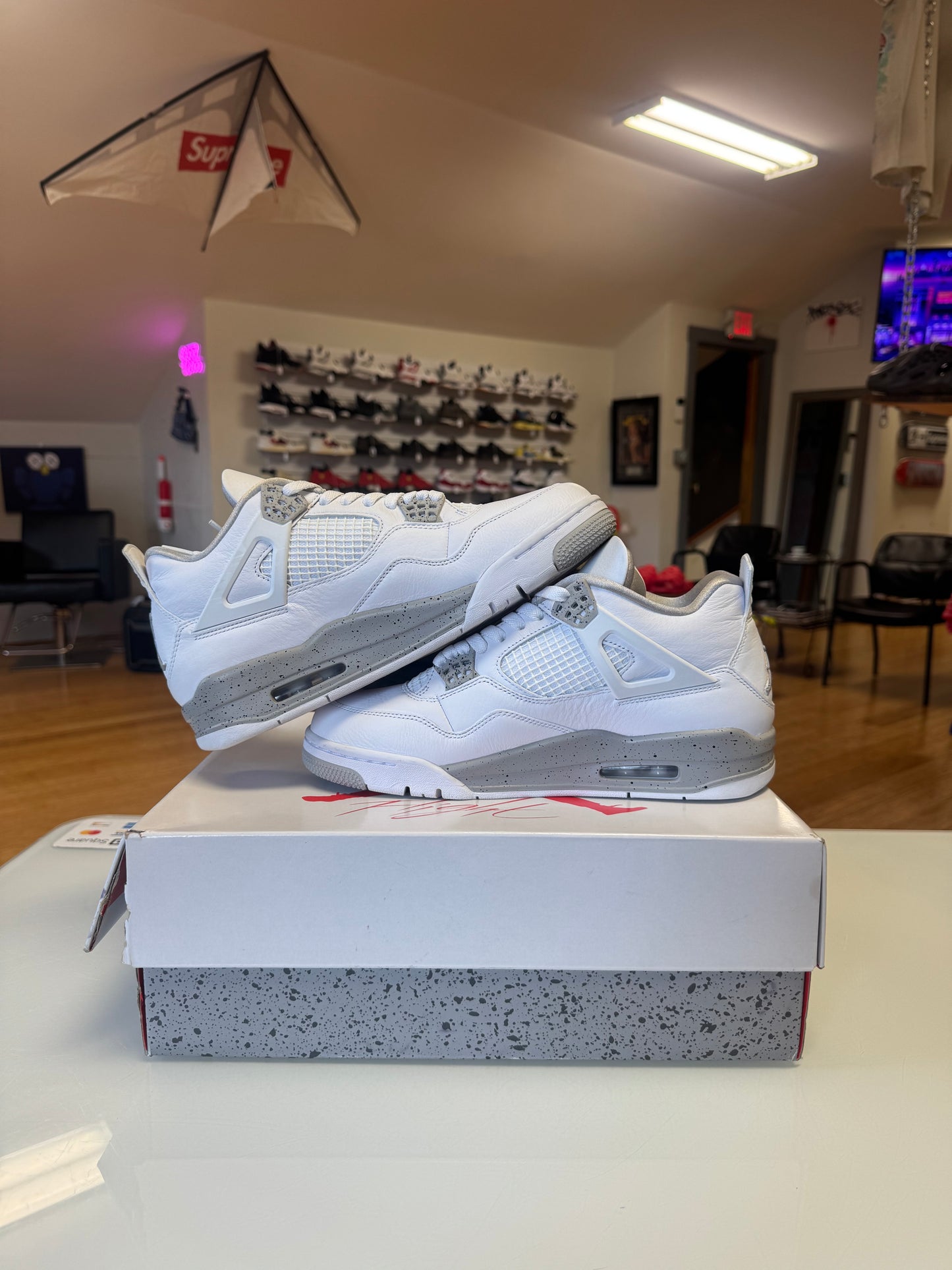 Jordan 4 White Oreo