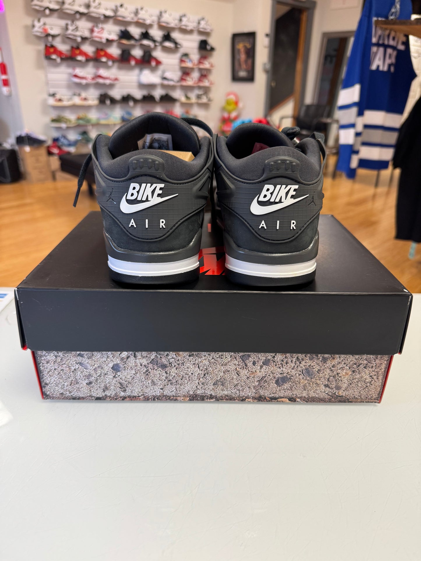 Jordan 4 Nigel Bike Air