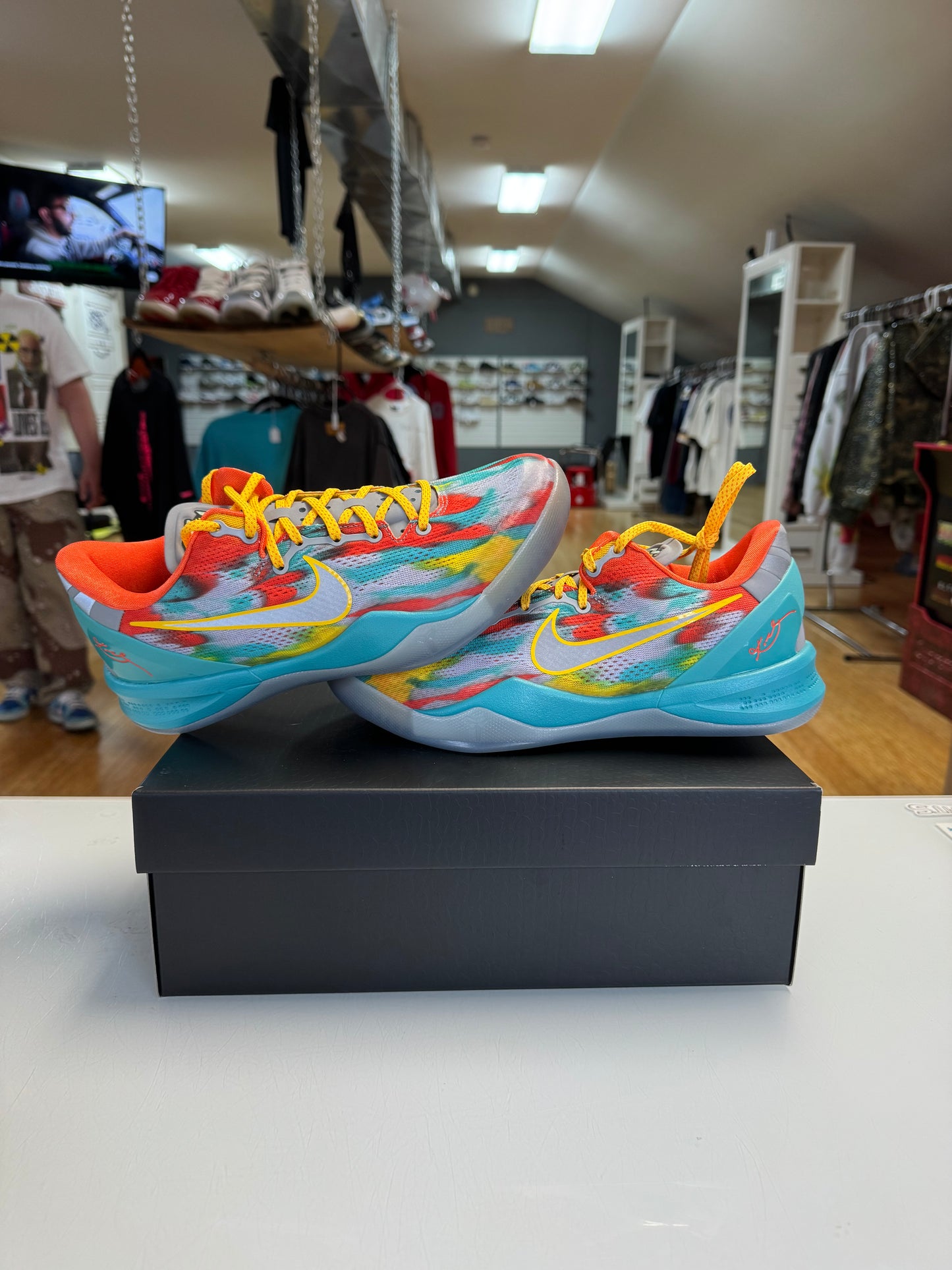 Kobe 8 Venice beach