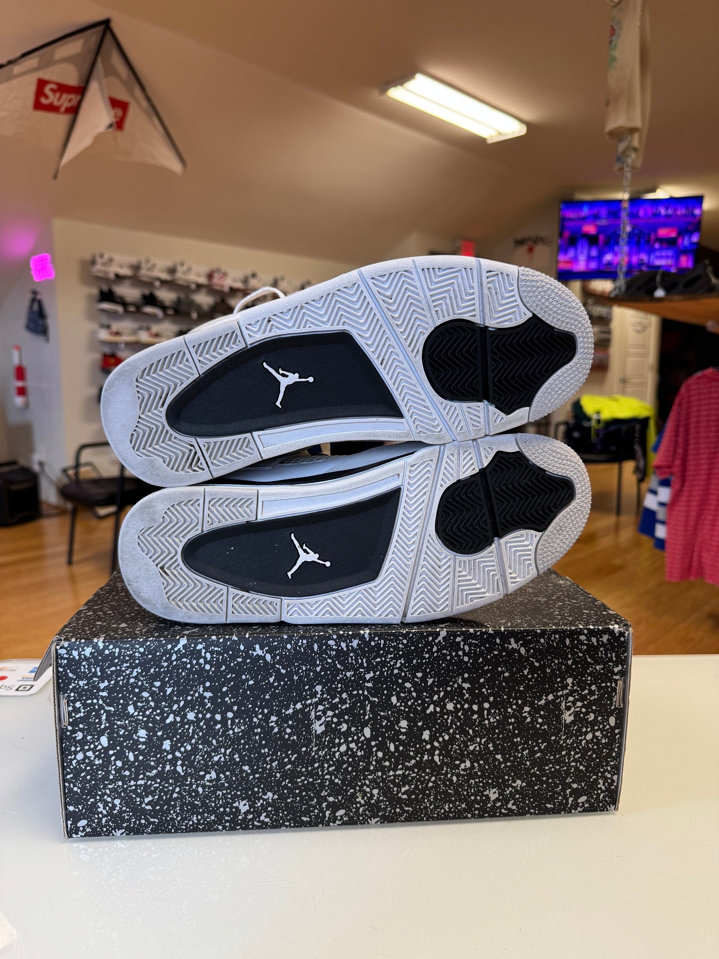 Jordan 4 military black