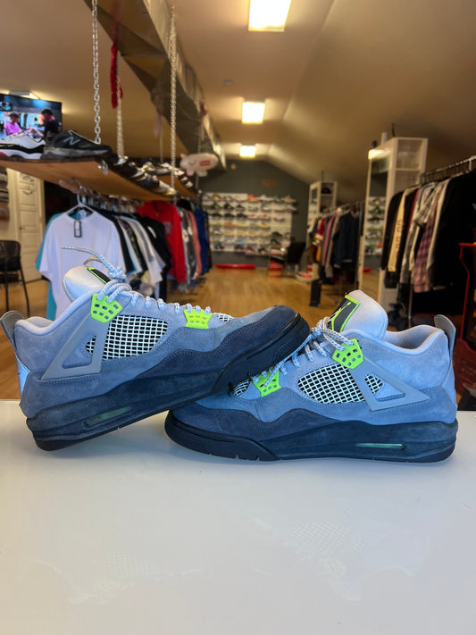 Jordan 4 neon