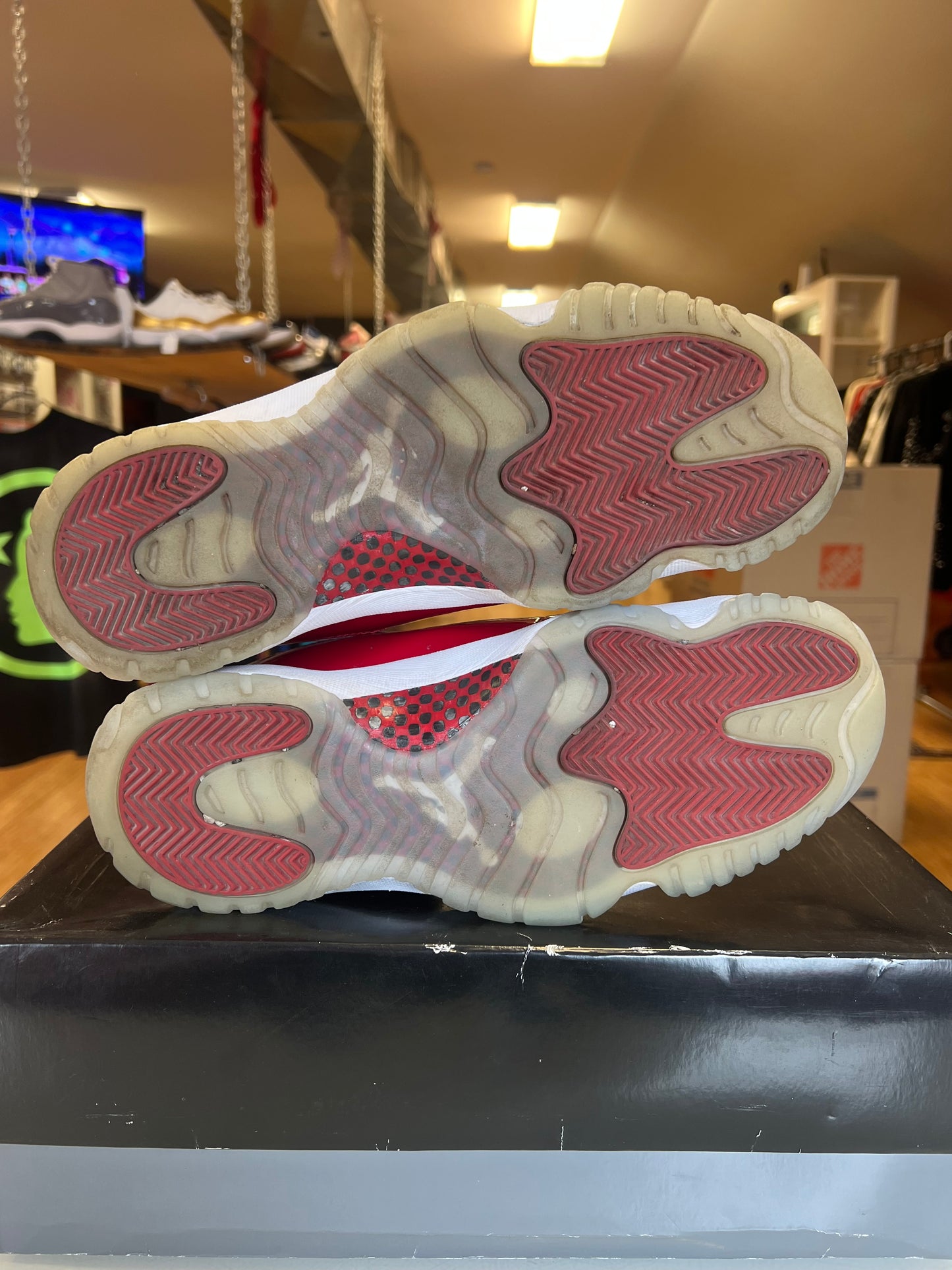 Jordan 11 Cherry