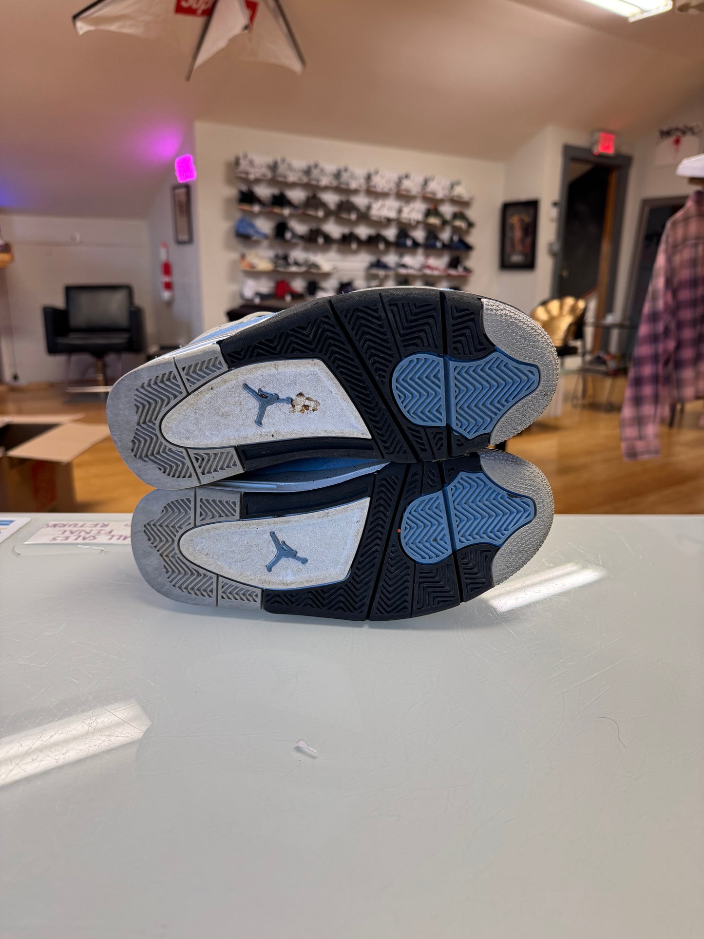 Jordan 4 University Blue