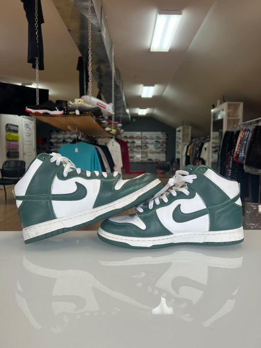 Nike Dunk Spartan green