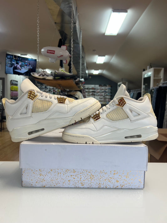 Jordan 4 Metallic Gold