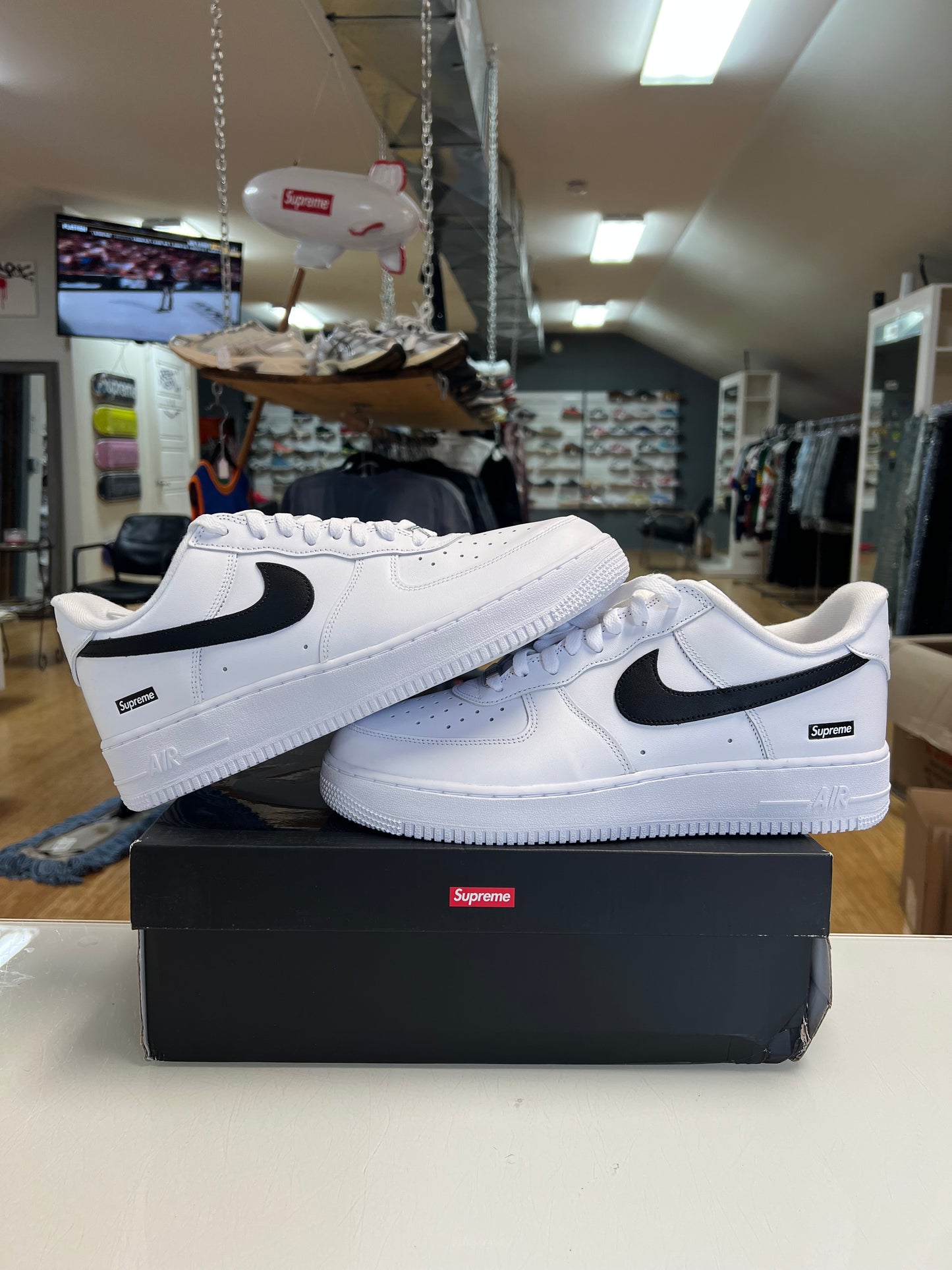 Air Force 1 Supreme