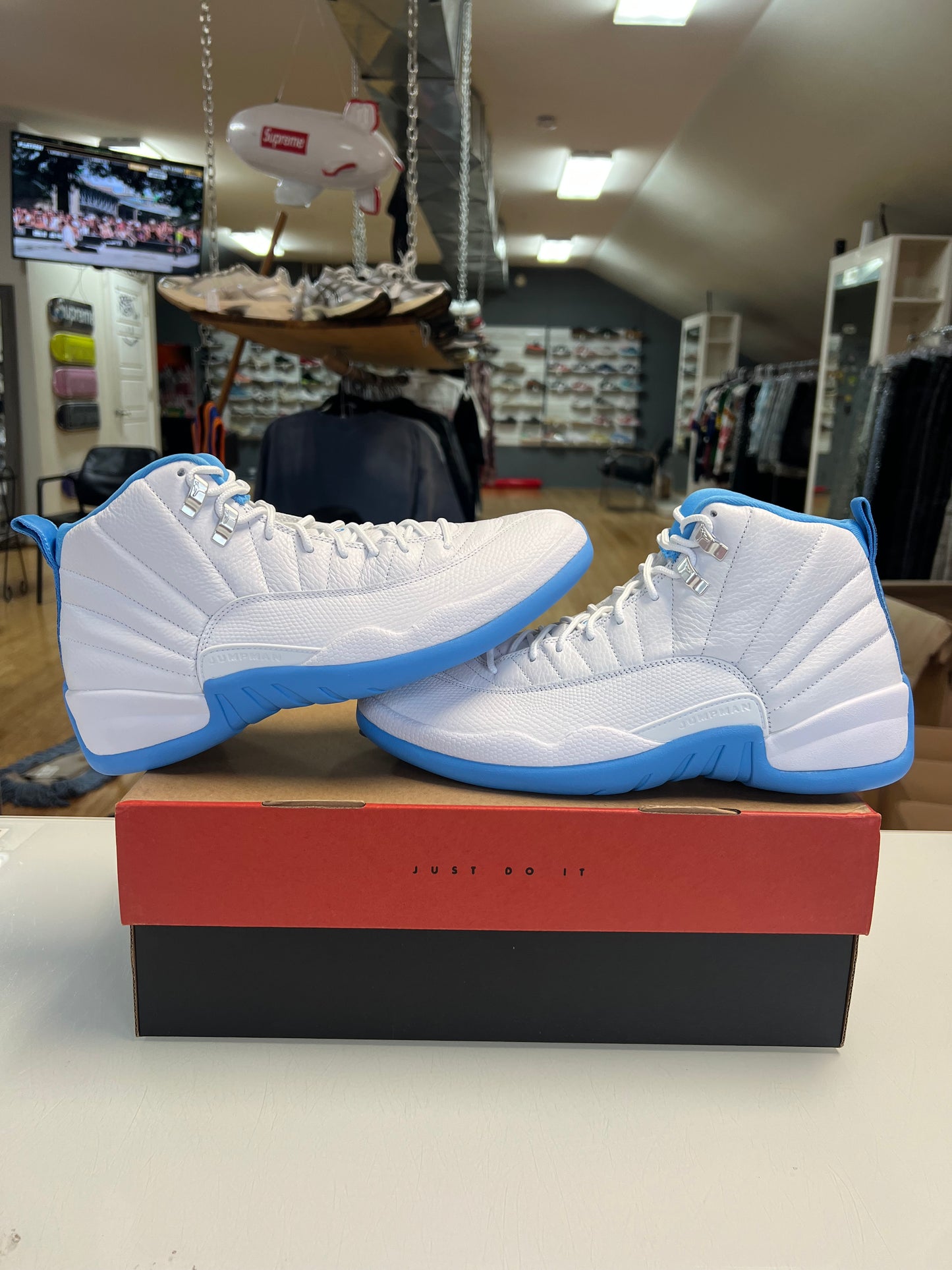 Jordan 12 Melo
