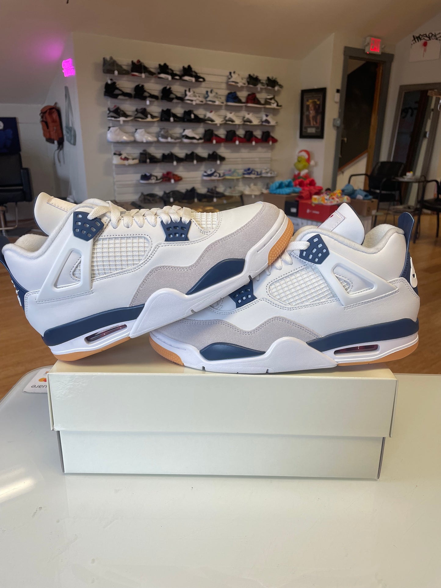 Jordan 4 SB Navy