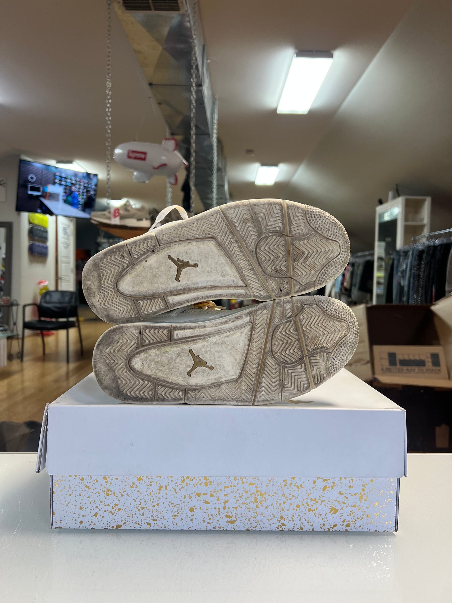 Jordan 4 Metallic Gold