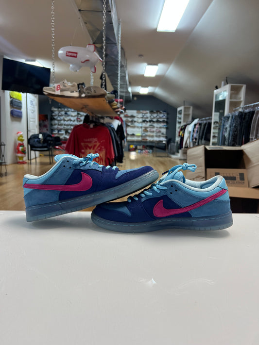 Nike Dunk SB Run The Jewels