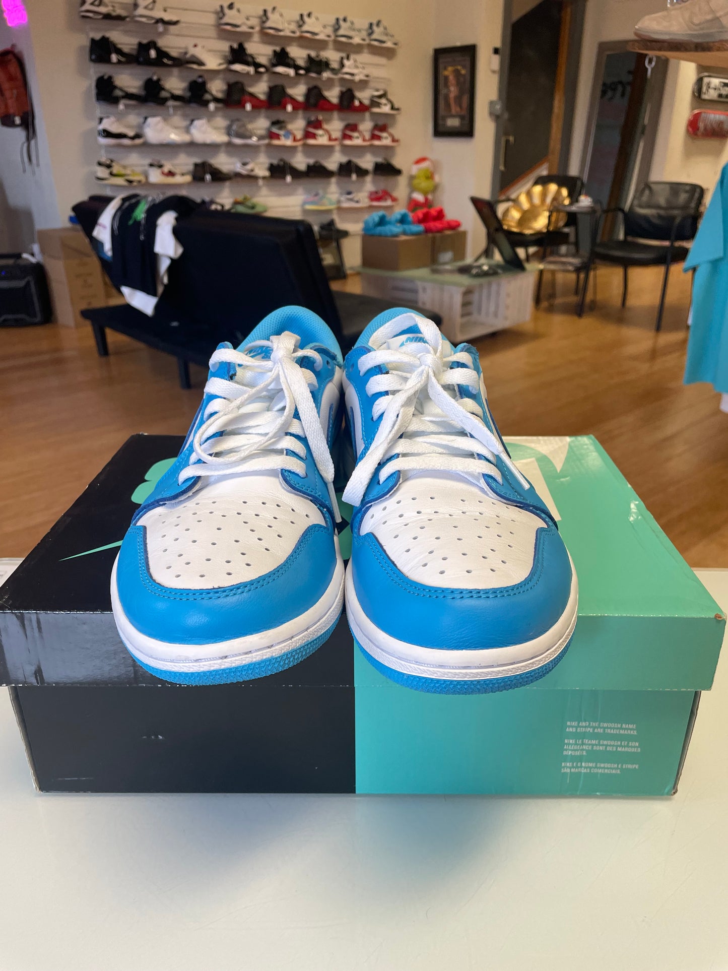 Jordan 1 SB UNC