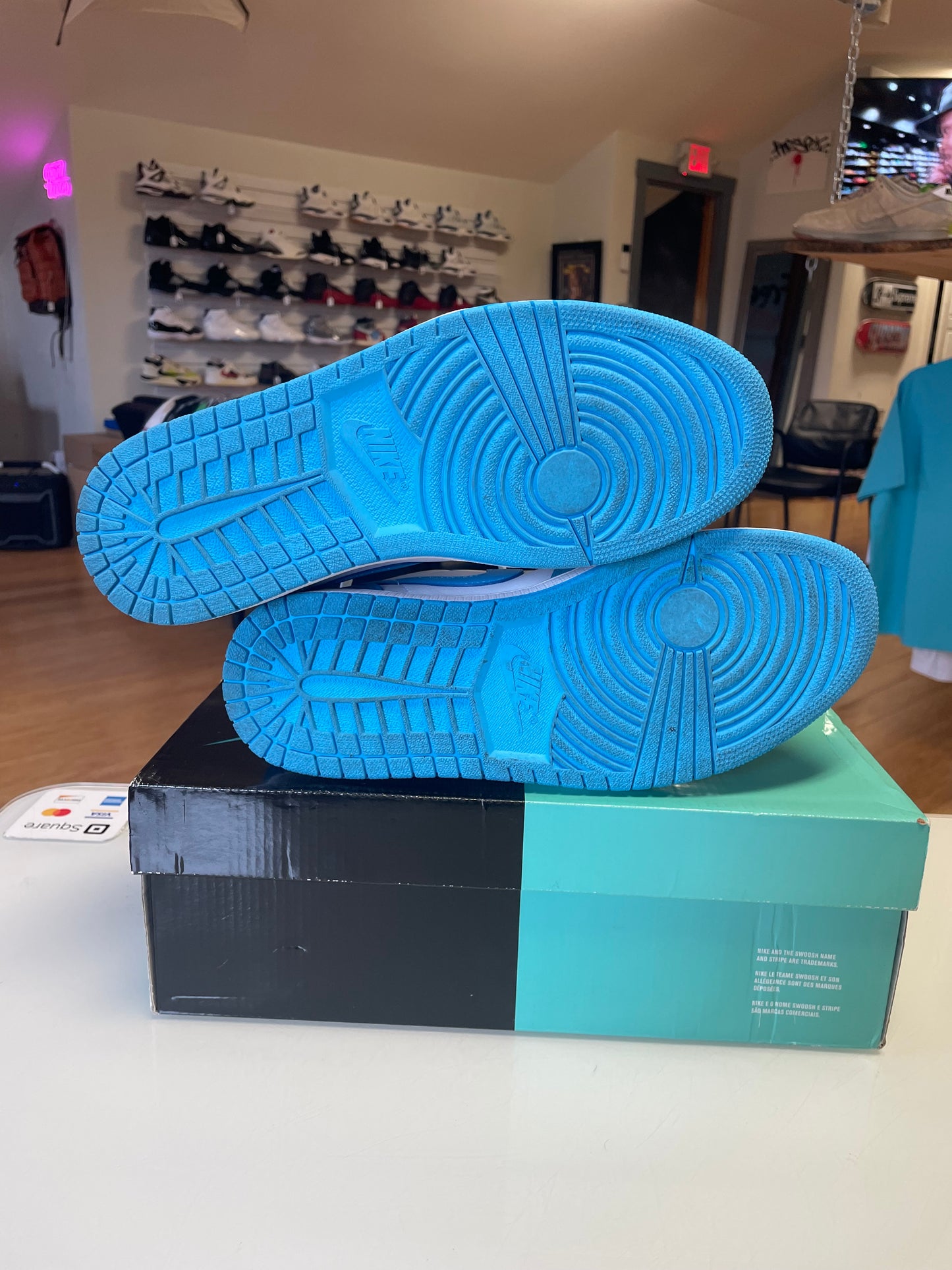 Jordan 1 SB UNC