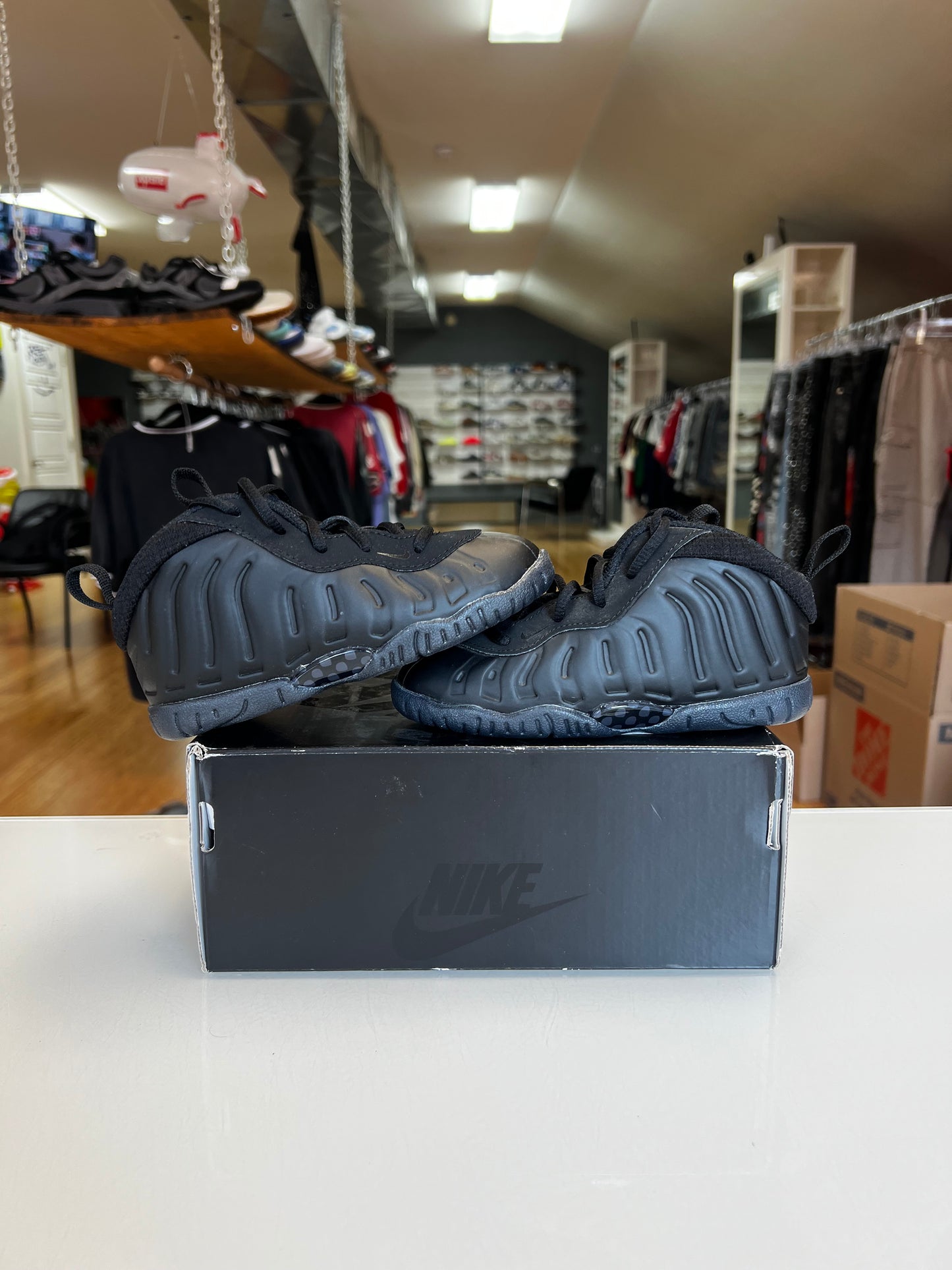 Nike Foamposite black