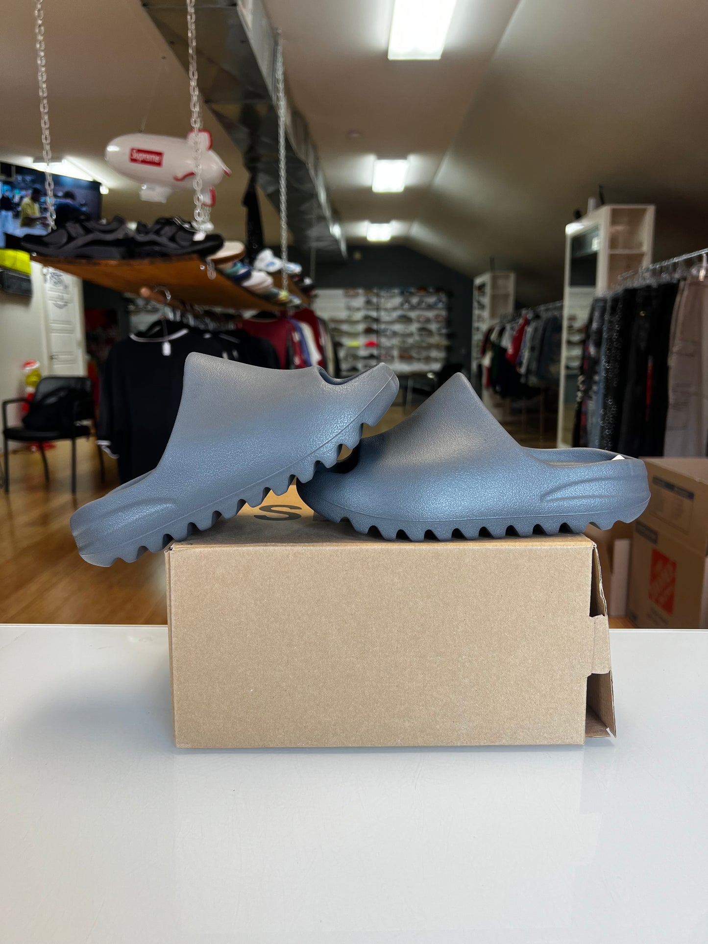 Yeezy Slide Slate Grey