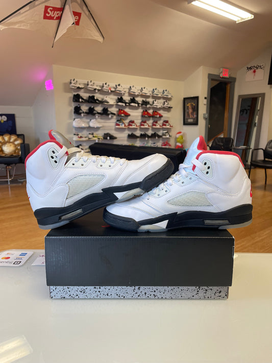 Jordan 5 Fire Red