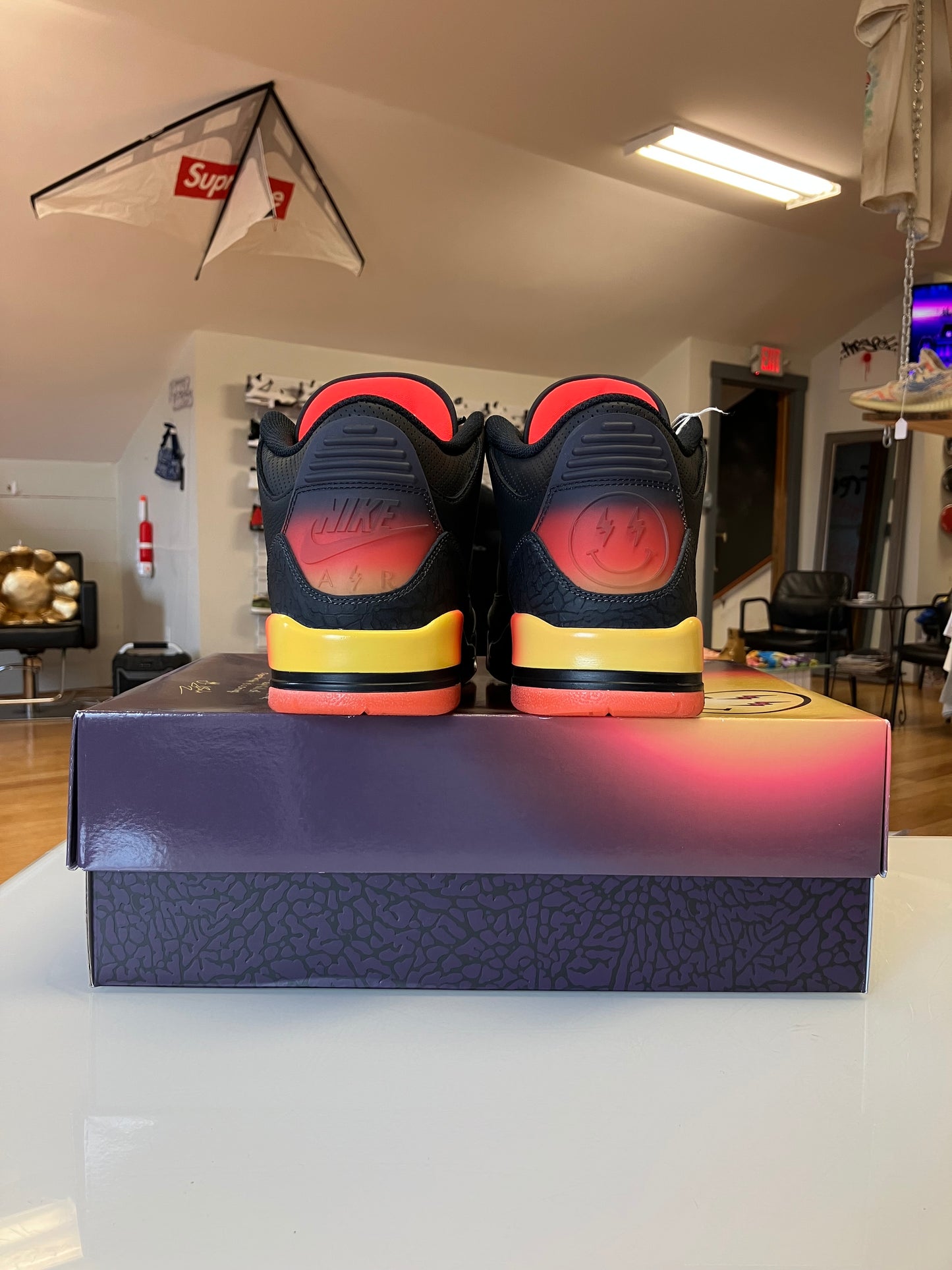 Jordan 3 J Balvin