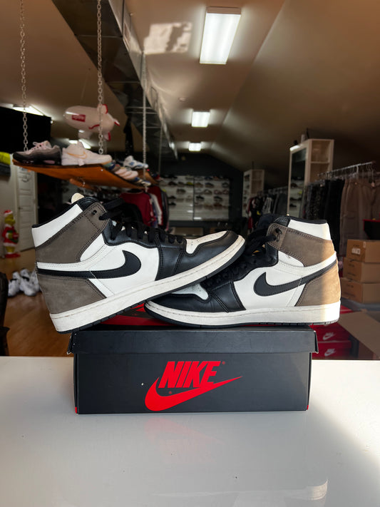 Jordan 1 Mocha