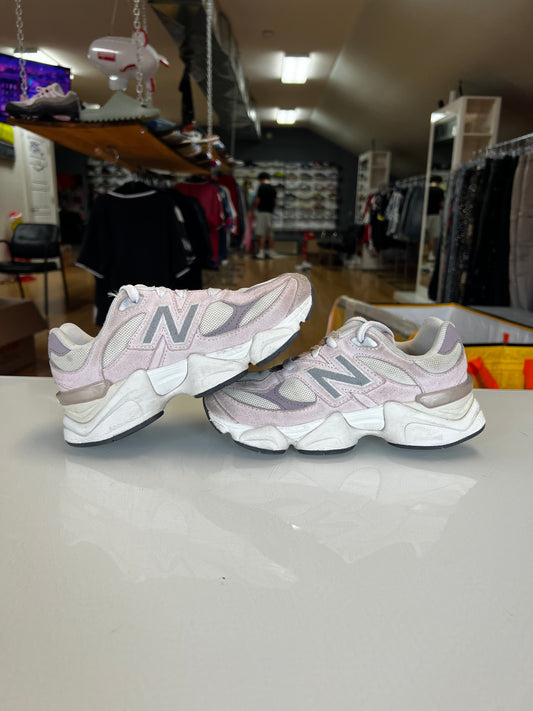New Balance 9060 Pink
