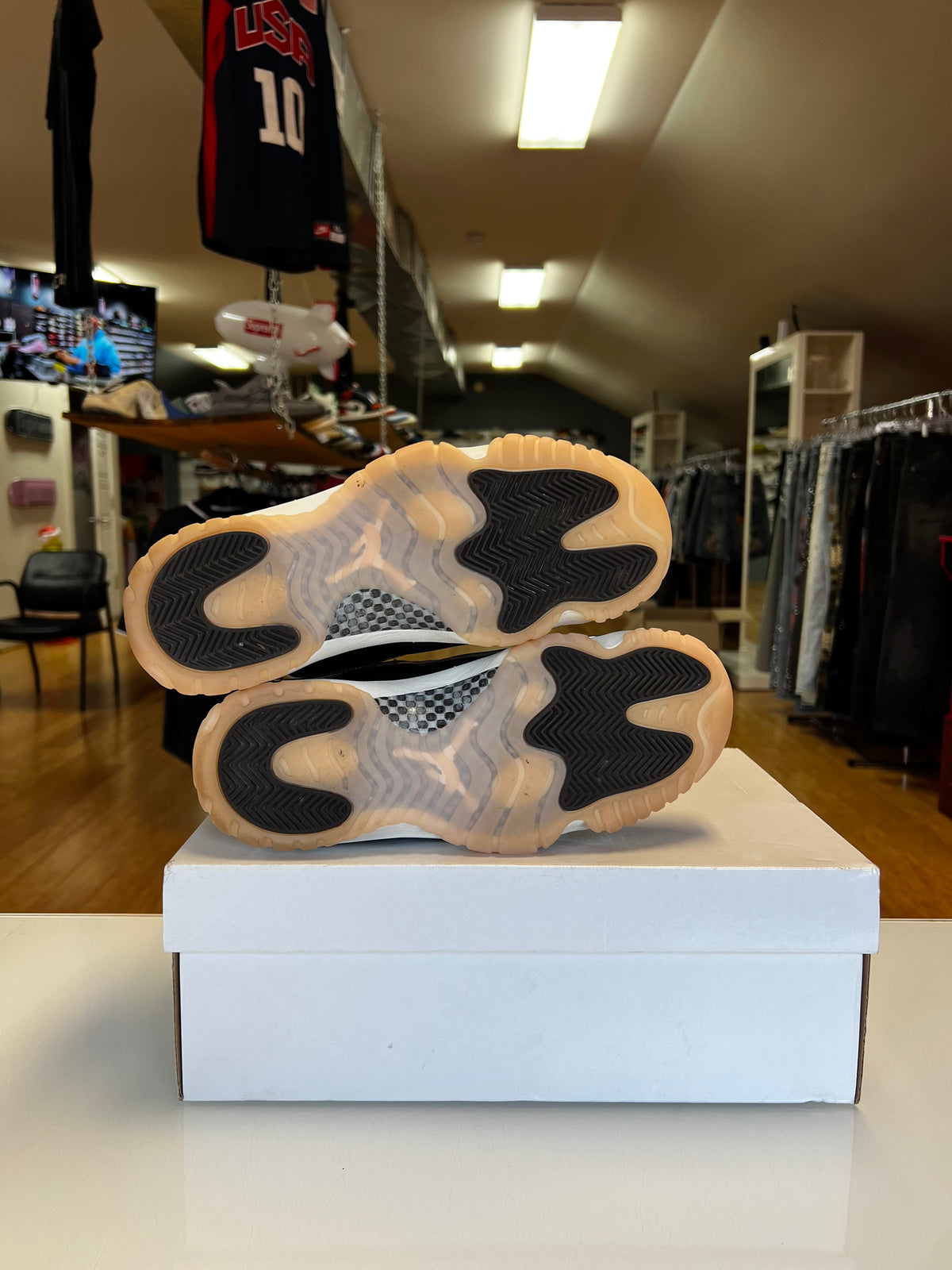 Jordan 11 Neapolitan