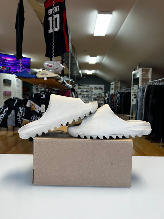 Yeezy Slide Bone