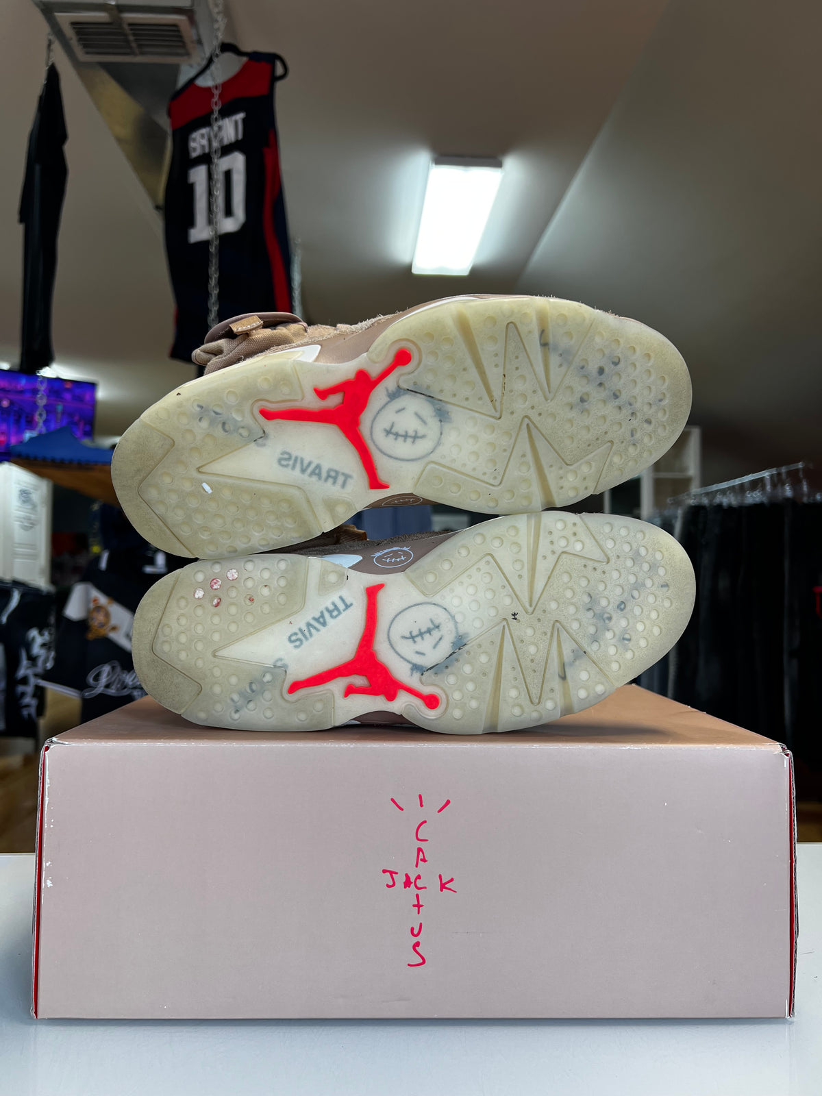 Jordan 6 Travis Scott British Khaki