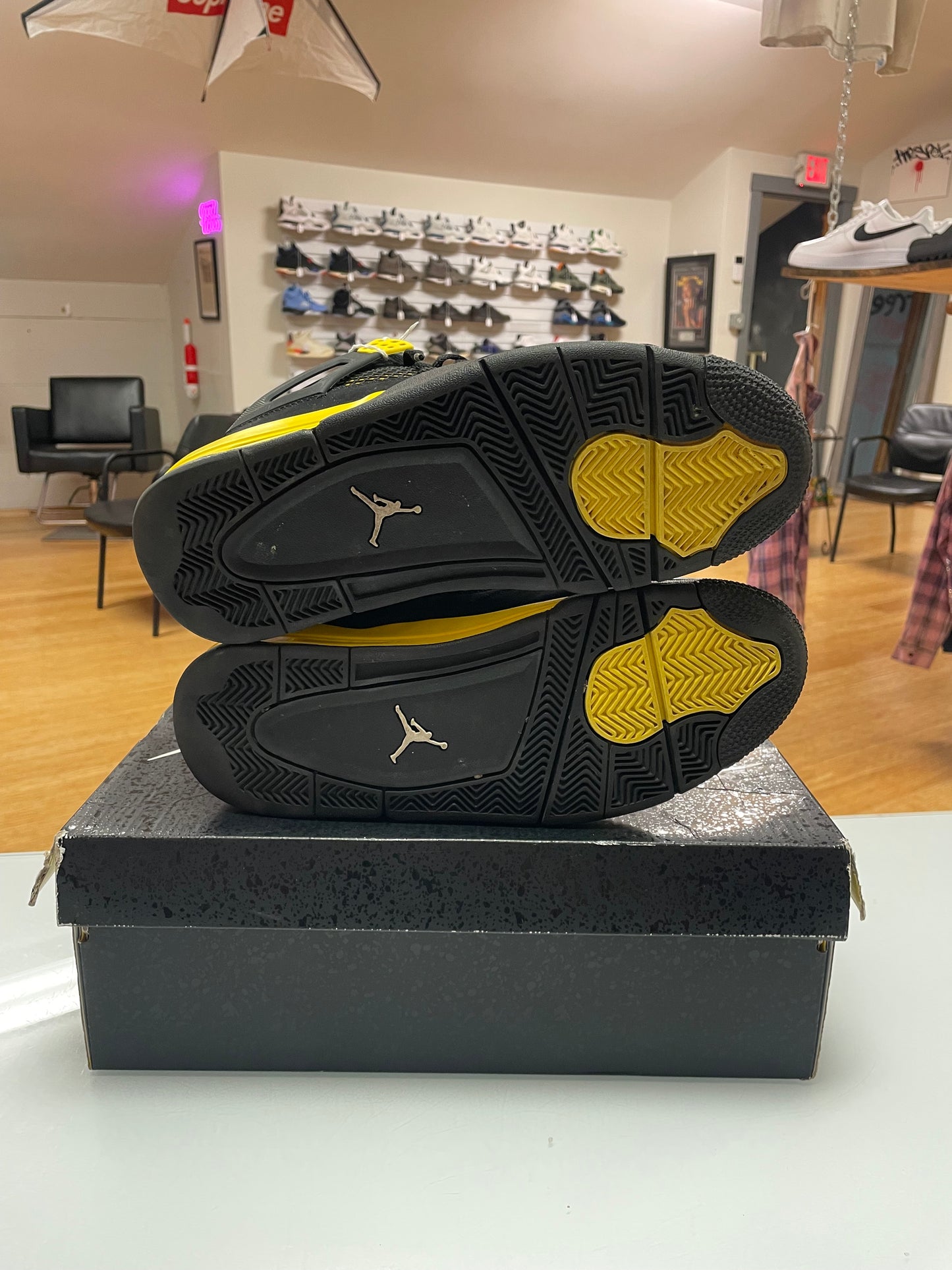 Jordan 4 Yellow Thunder