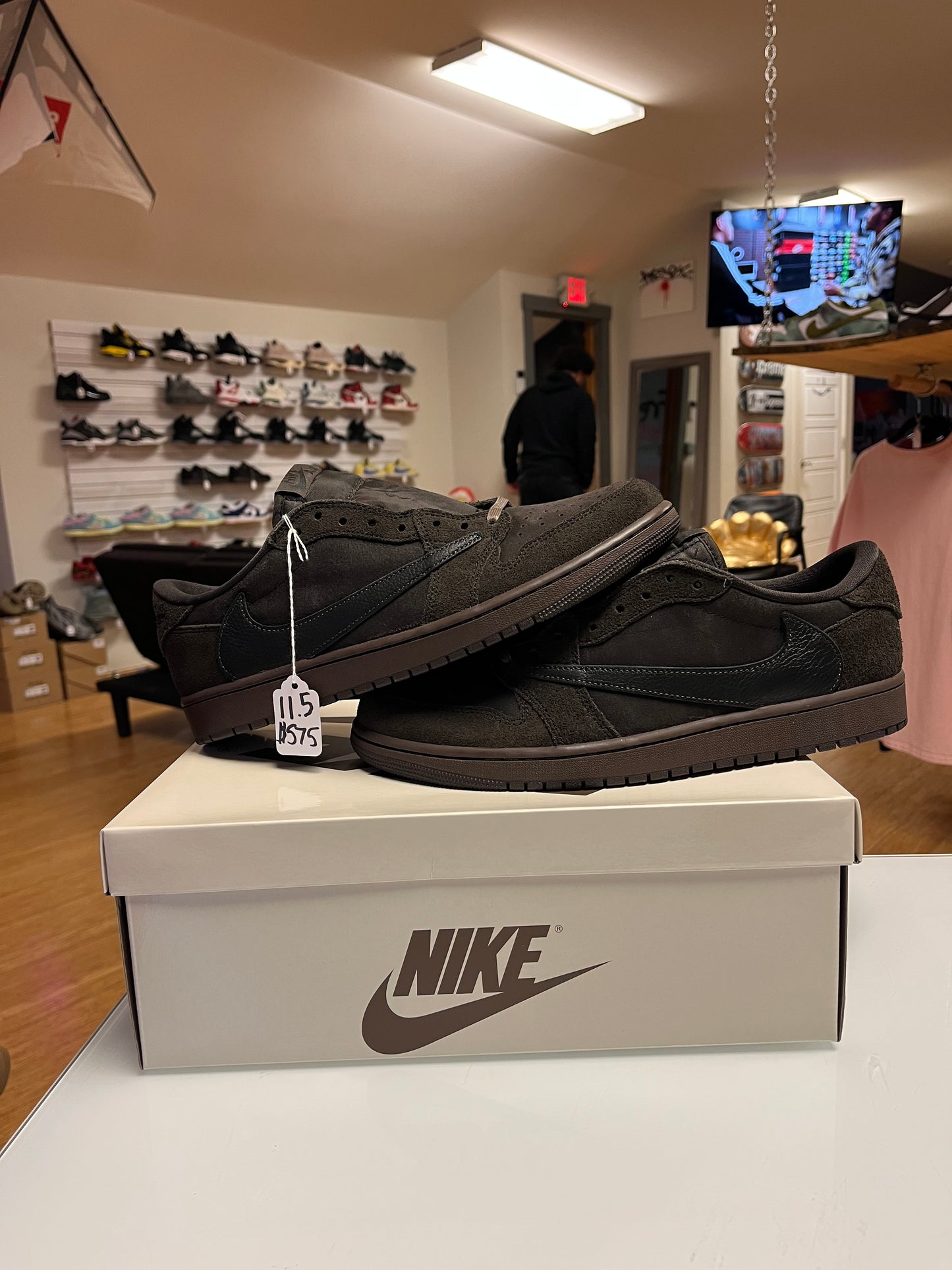 Jordan 1 Low Travis scott velvet