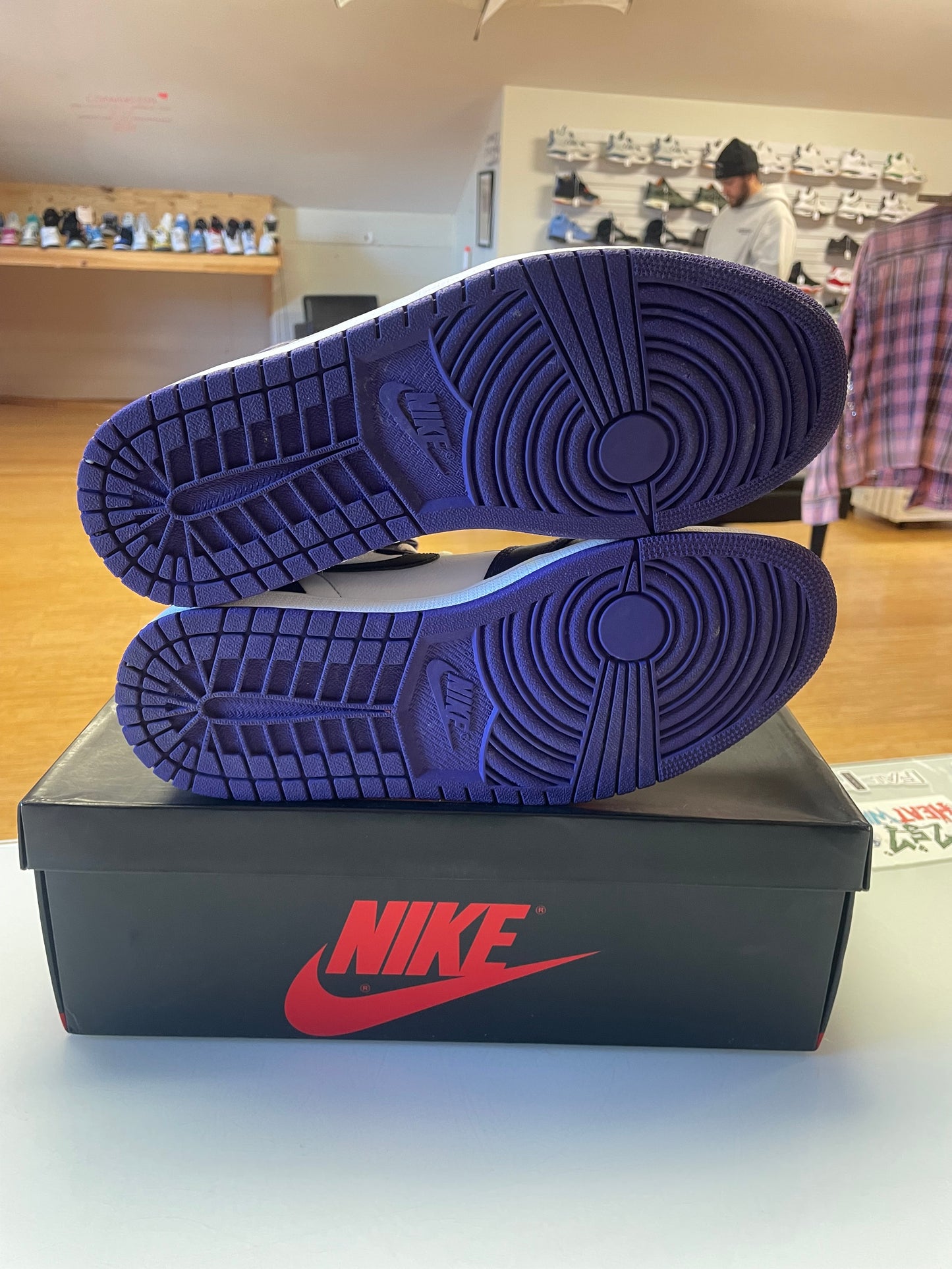Jordan 1 Court Purple