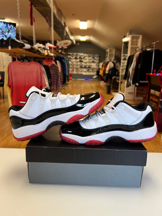 Jordan 11 Concord Bred