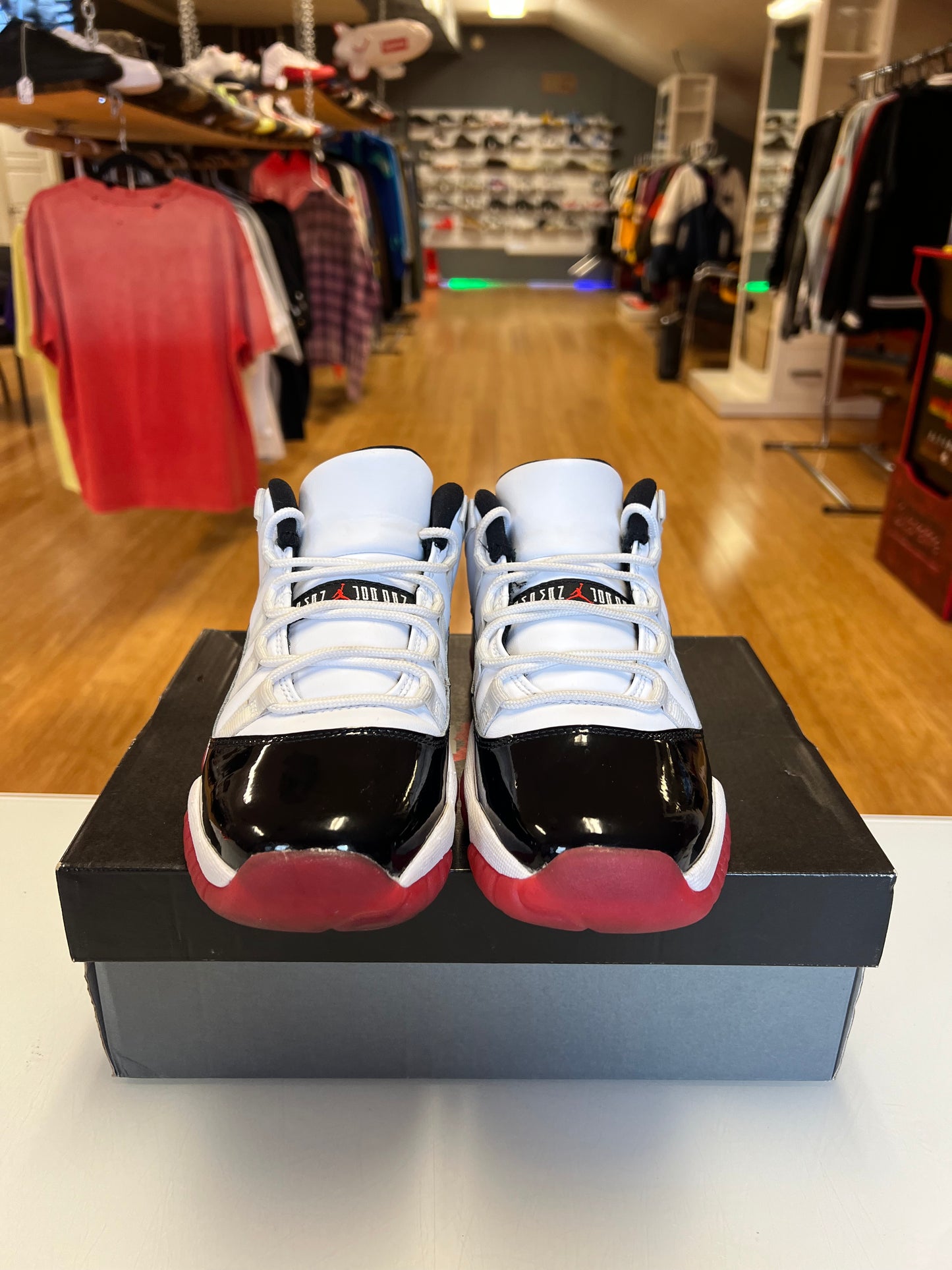 Jordan 11 Concord Bred