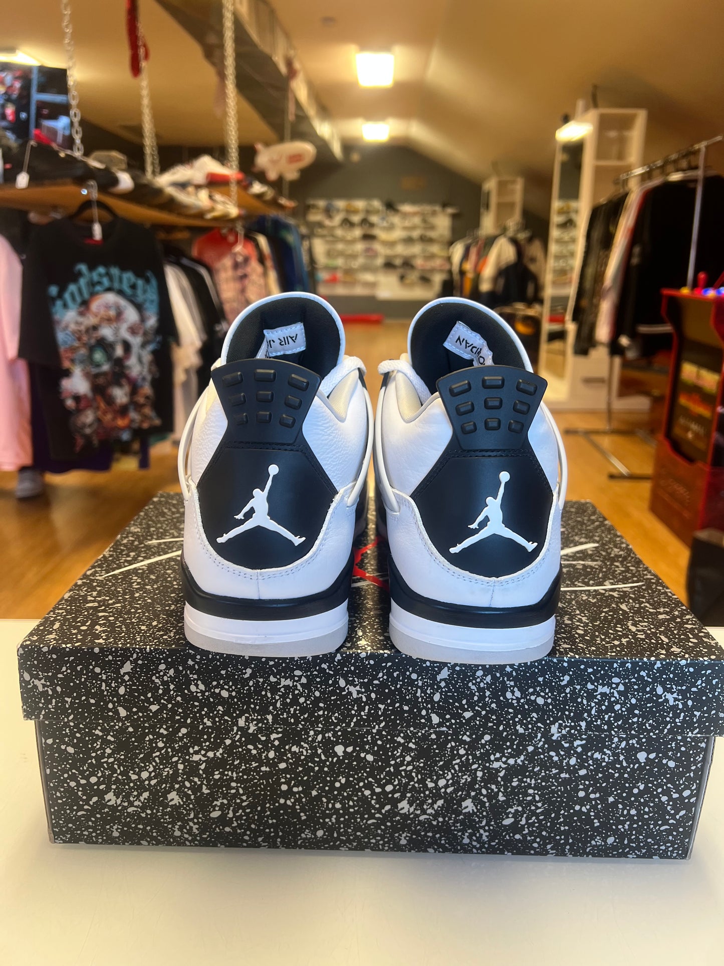 Air Jordan 4 Military Black