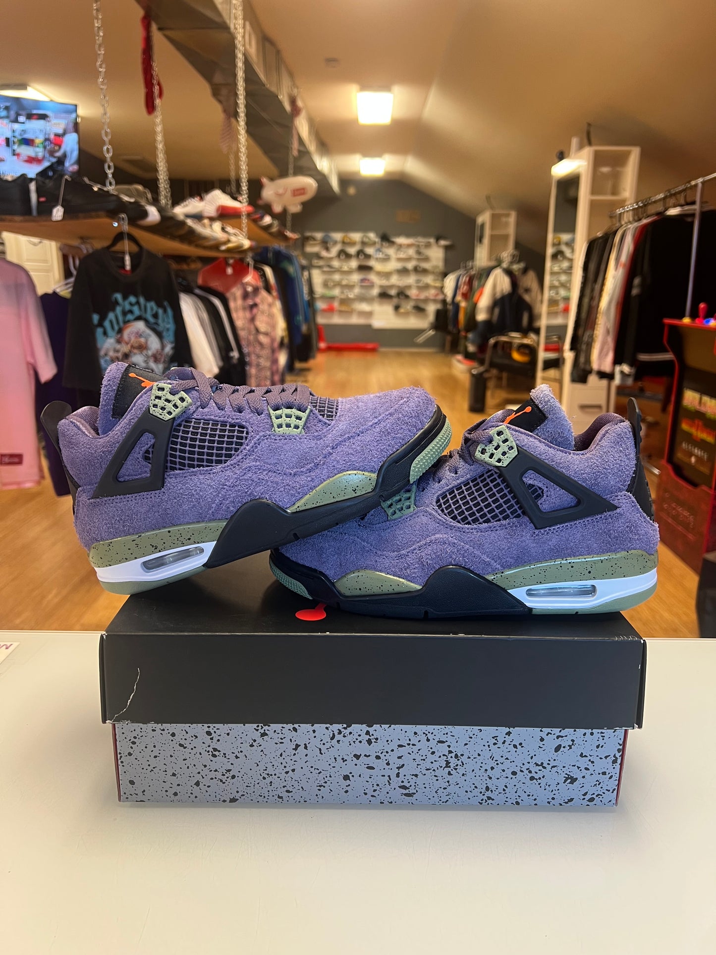 Jordan 4 Purple Canyon