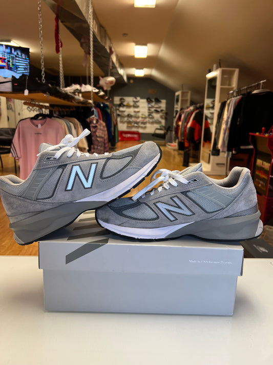 New Balance 990v5