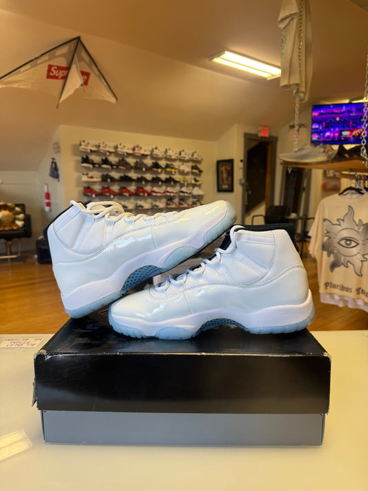 Jordan 11 Legend Blue