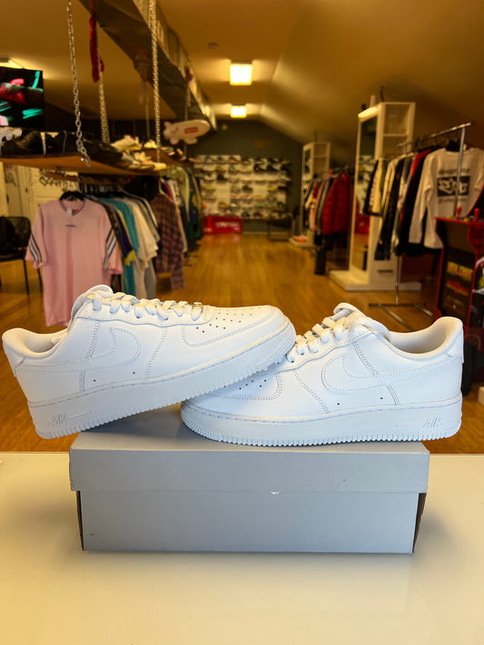 Air Force 1 Triple White