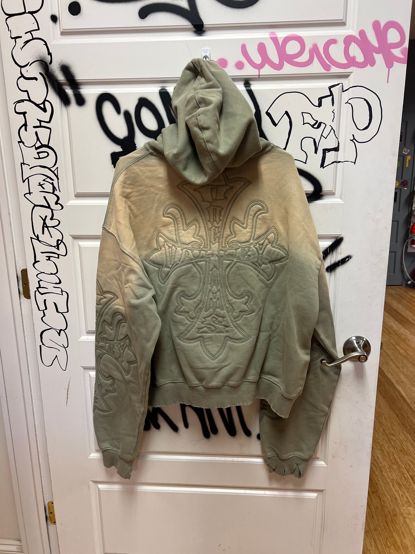 Vale Zip Up Hoodie Cross