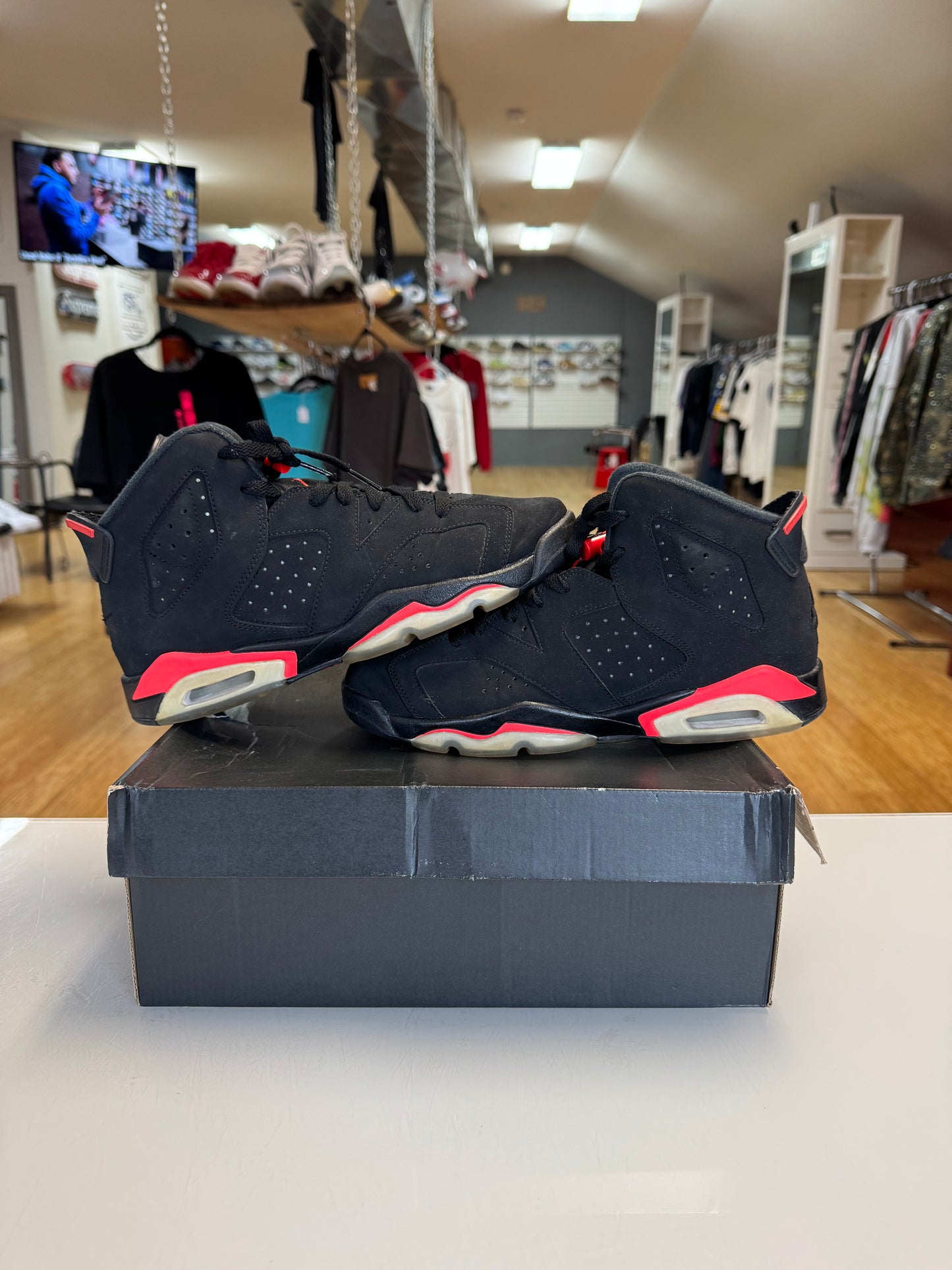 Jordan 6 infrared
