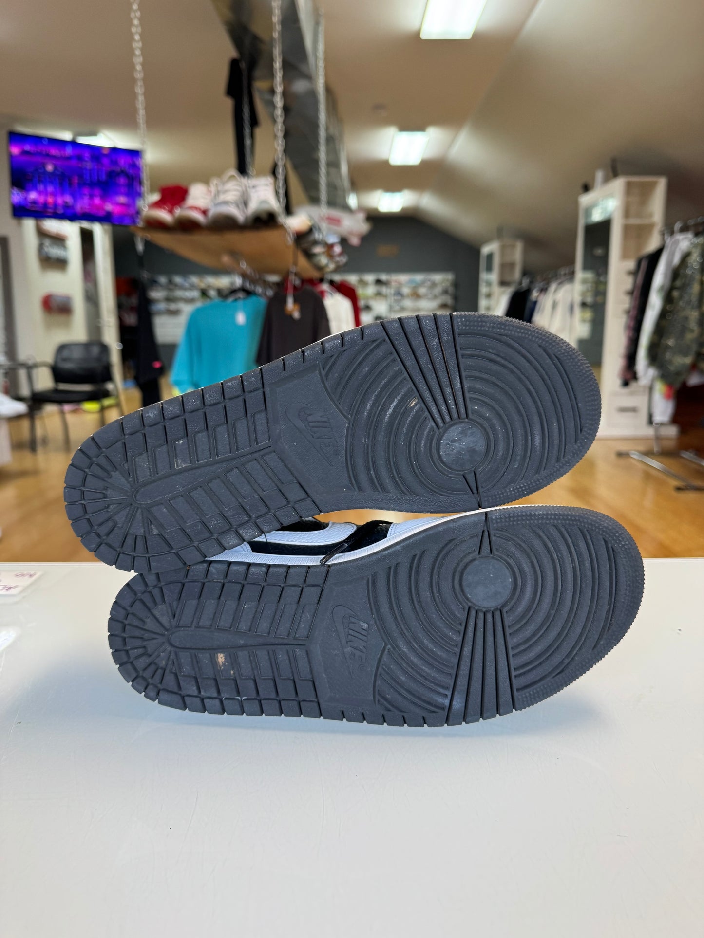 Jordan 1 low homage black