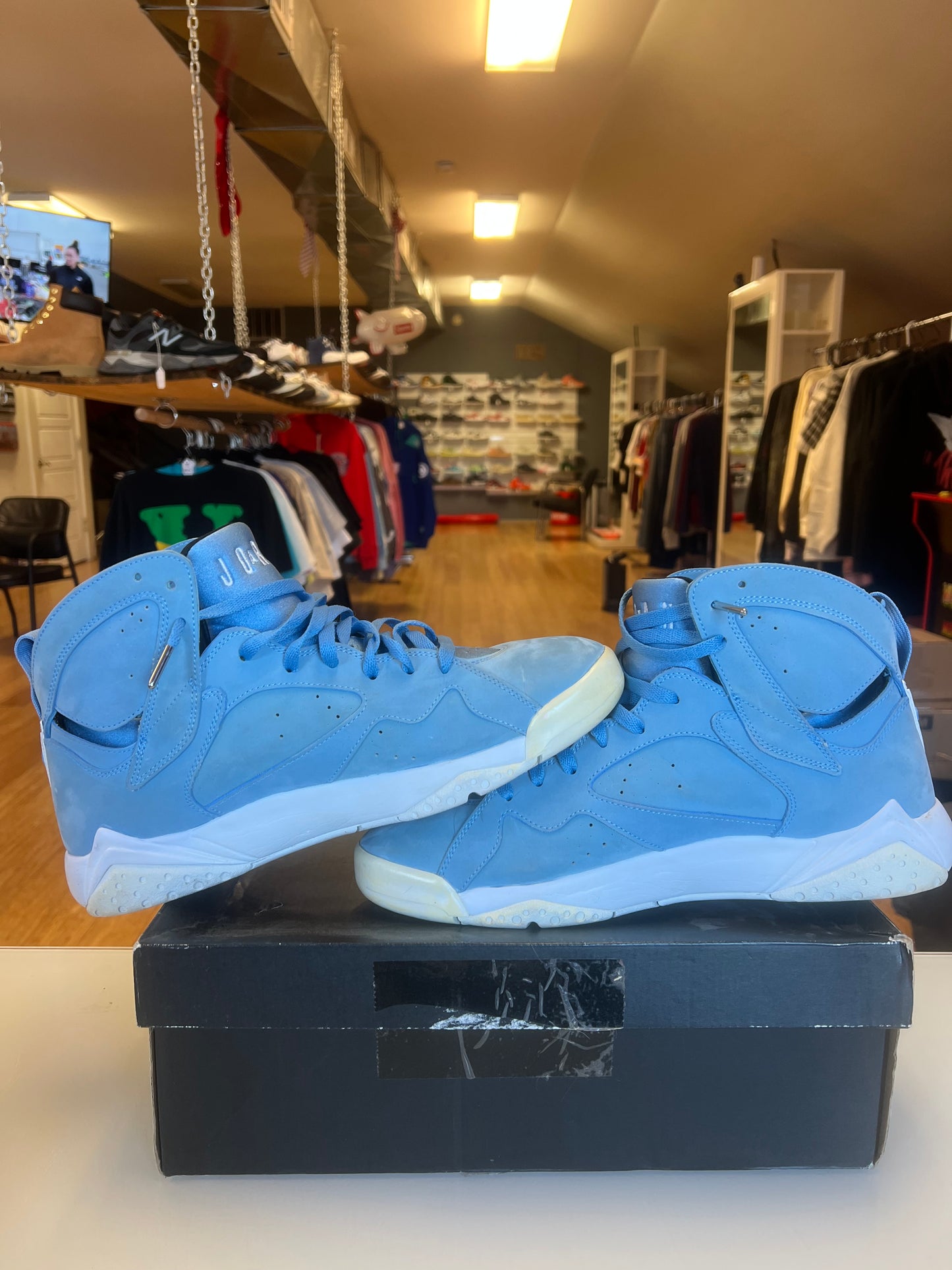 Jordan 7 Pantones