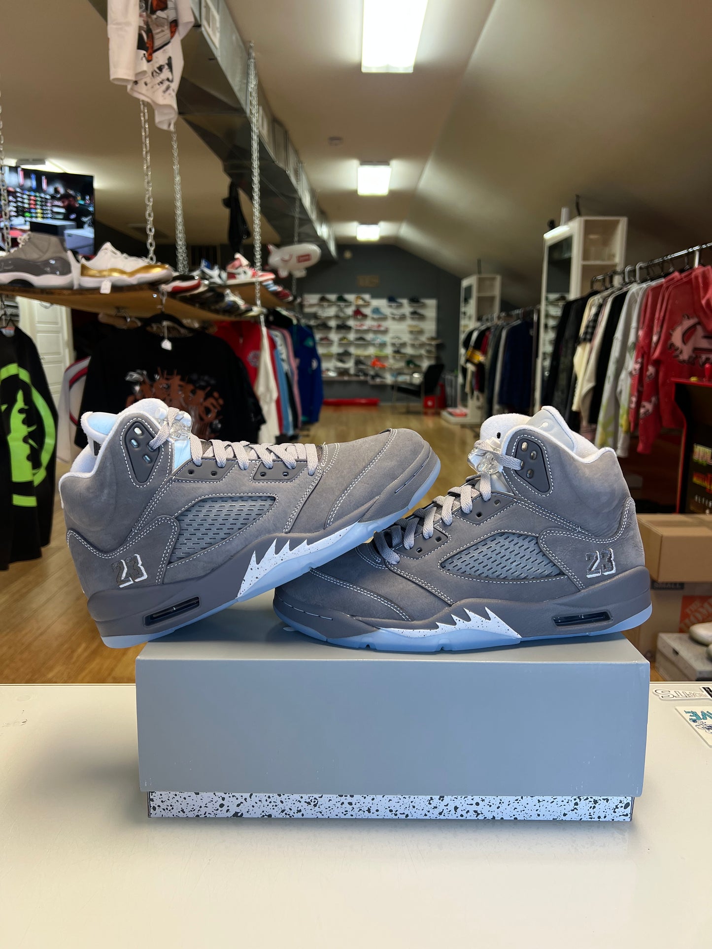 Jordan 5 Wolf Grey