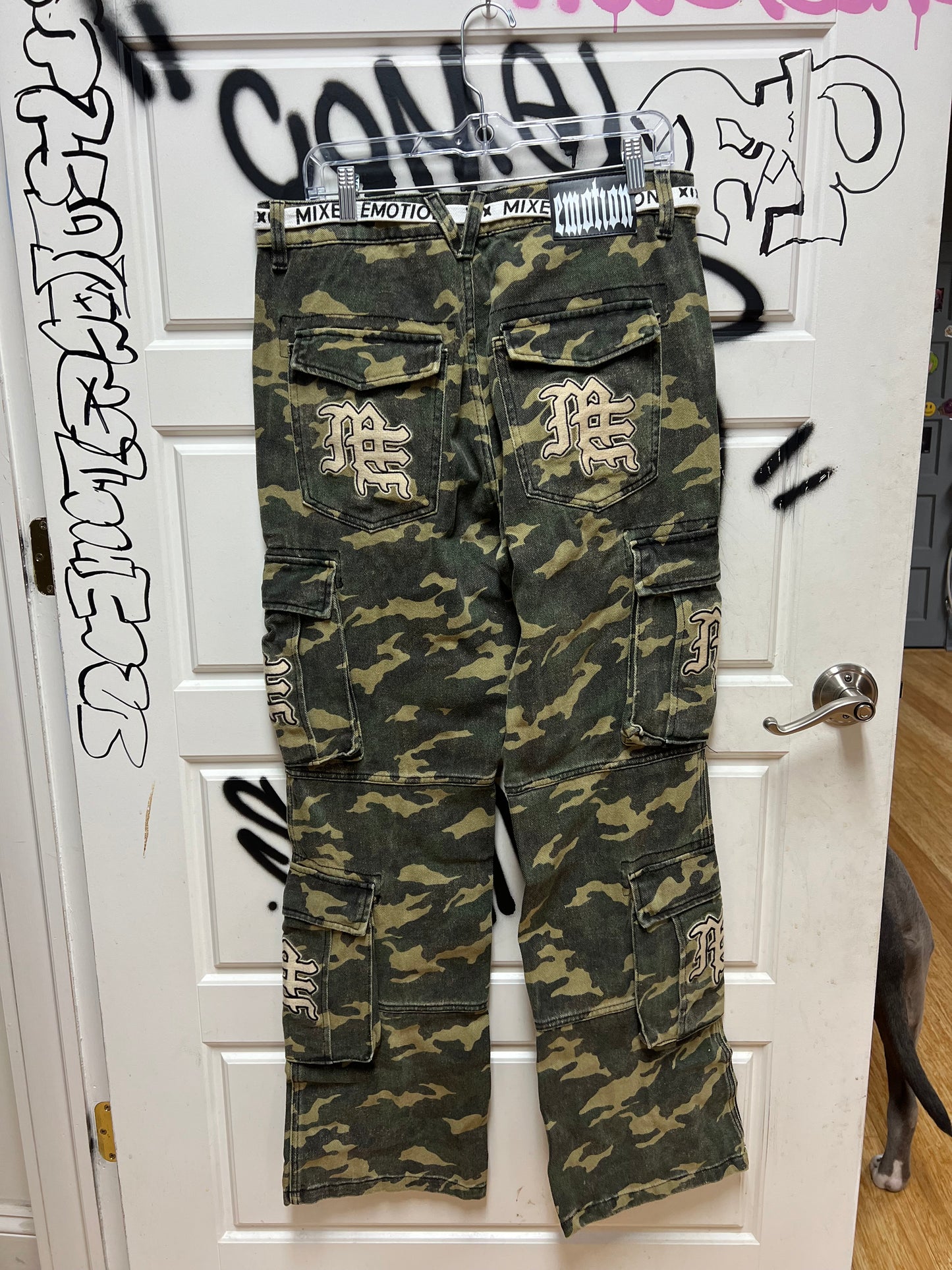 Mixed Emotions Jeans Camo
