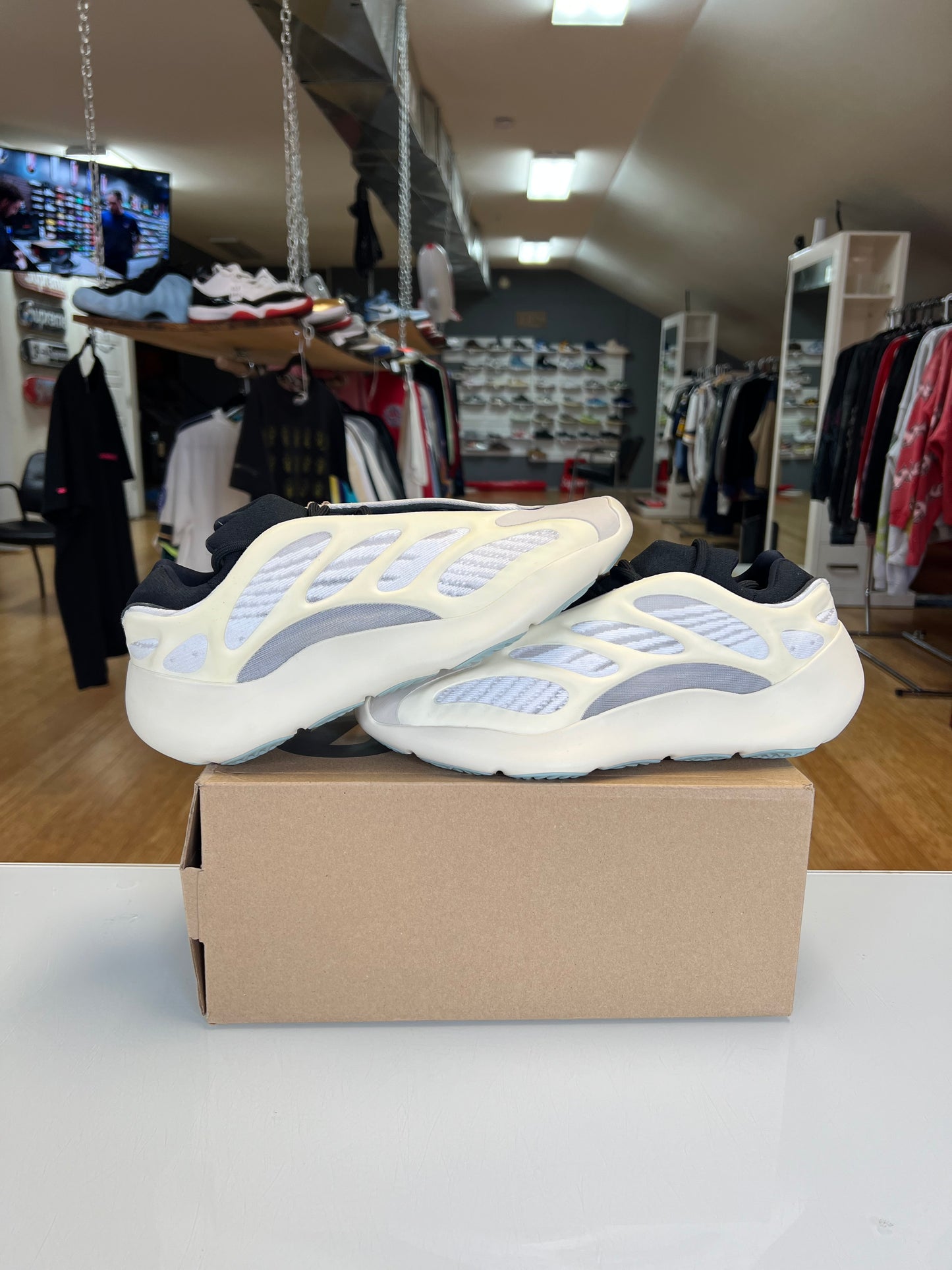 Yeezy 700 V3 Azael