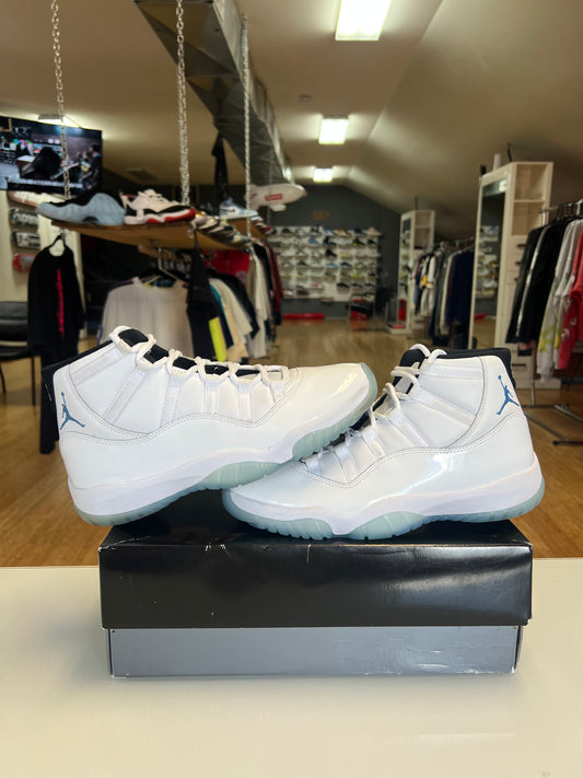 Jordan 11 Legend Blue