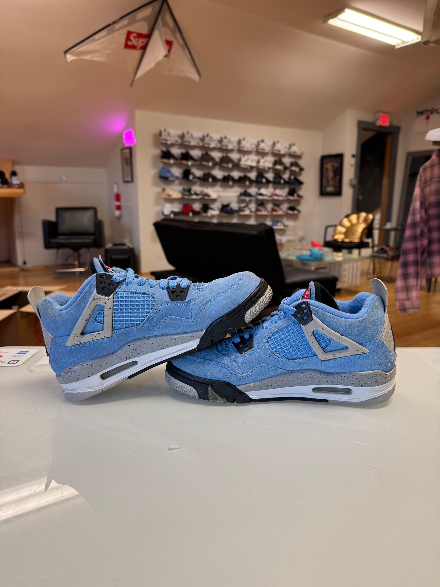 Jordan 4 University Blue