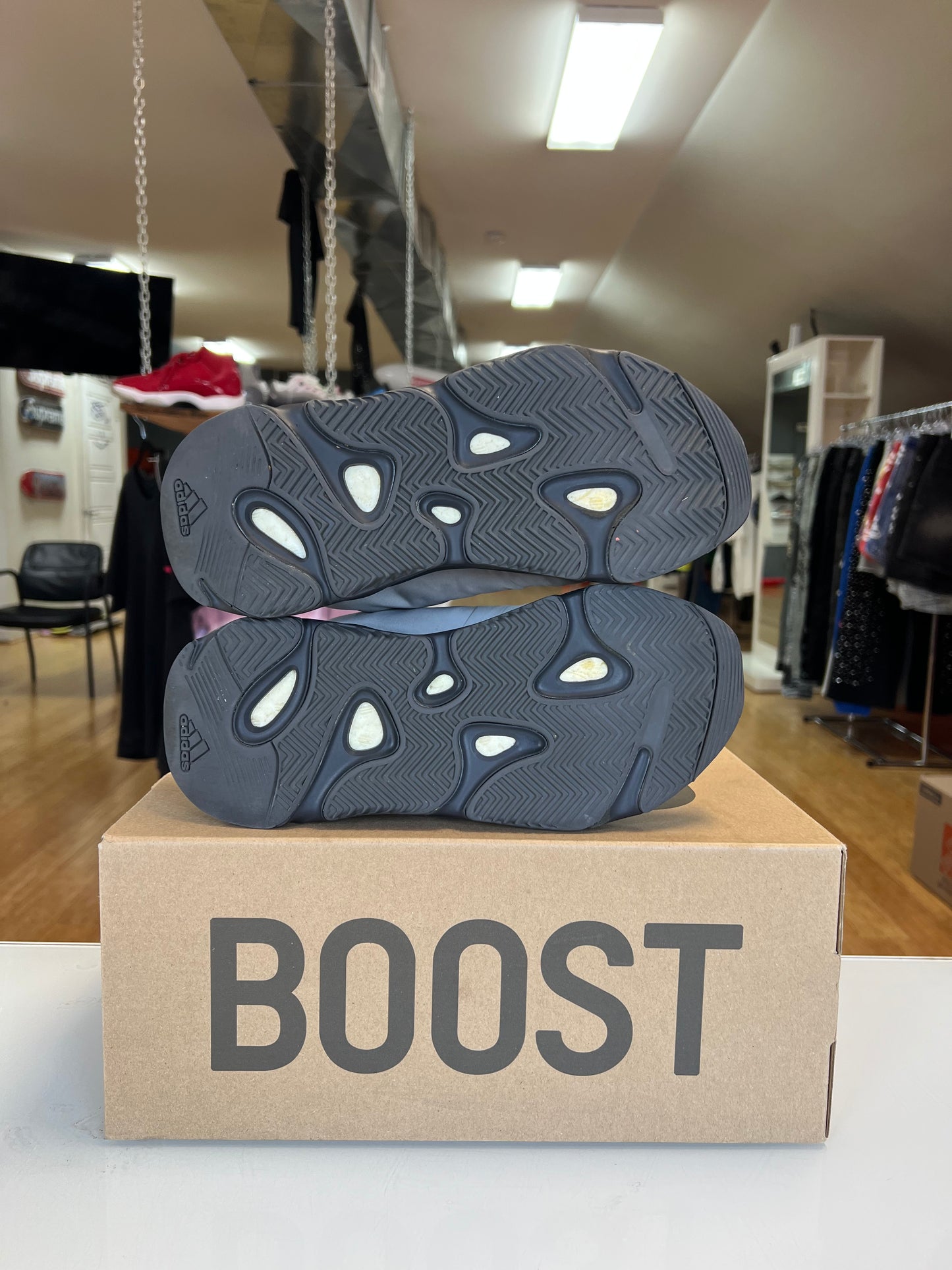 Yeezy 700 MNVN Metallic
