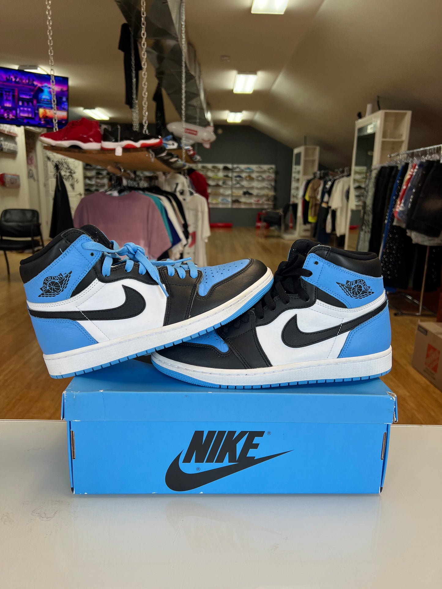 Jordan 1 UNC Toe