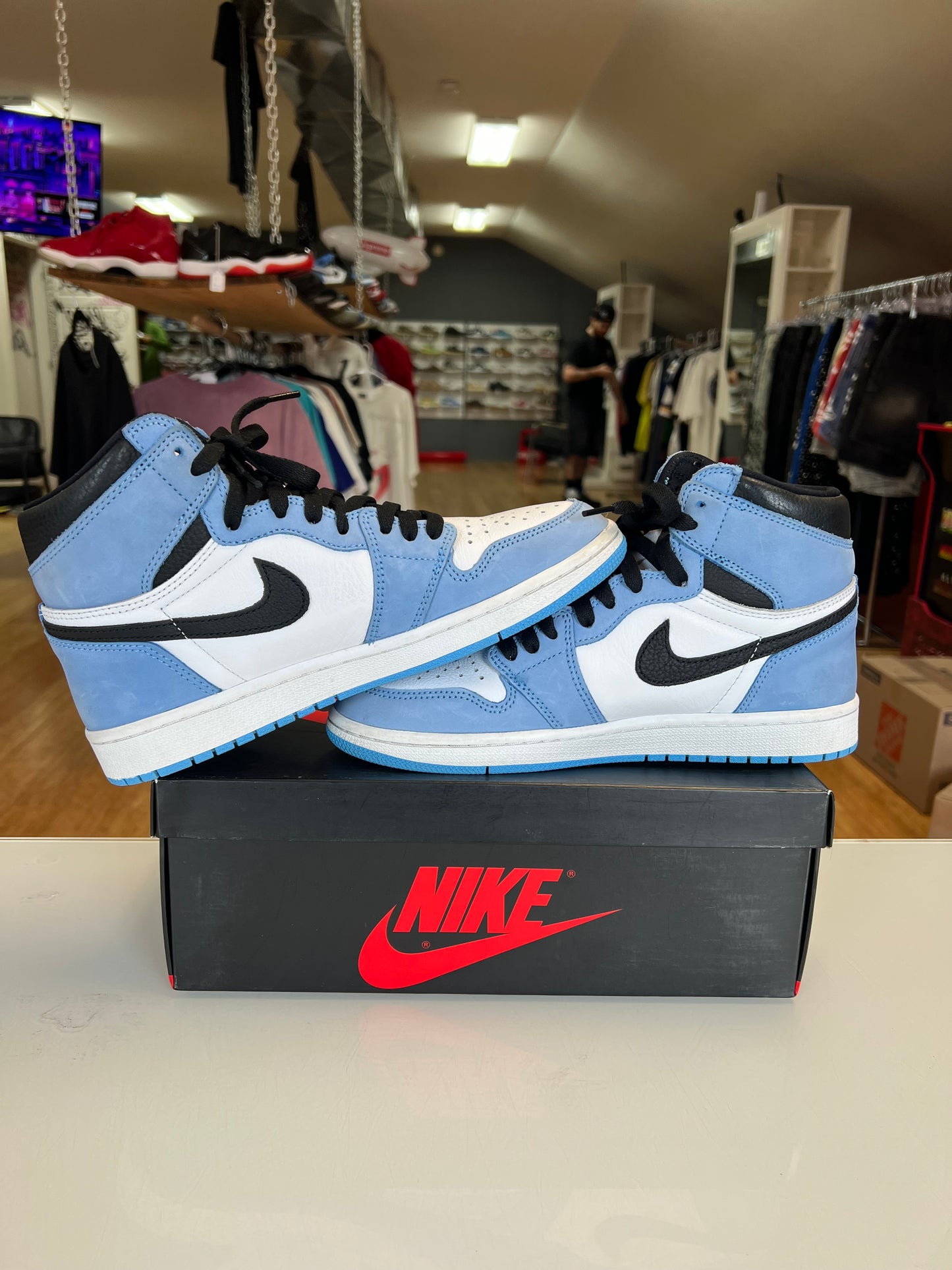Jordan 1 University Blue
