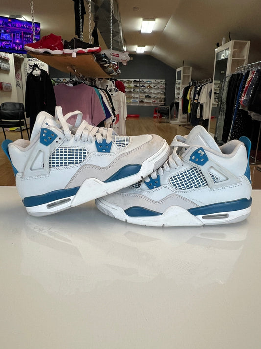 Jordan 4 Military Blue